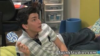 Tiny cock teen gay sex movies The gonzo scene between Colby London