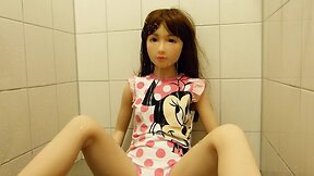 Laura’s first real cum bukkake session