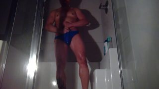 Or teenxian quatro masturbates and cums!